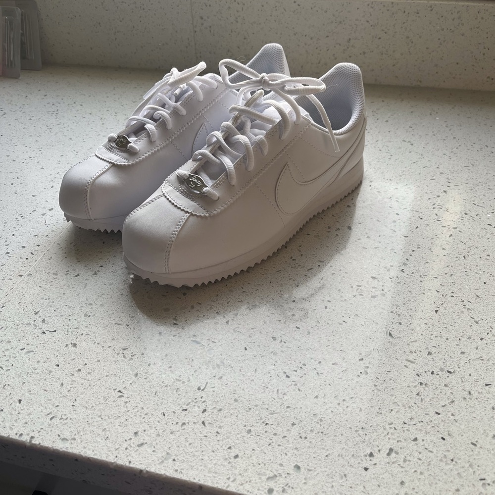 Nike Cortez triple white, size 5.5